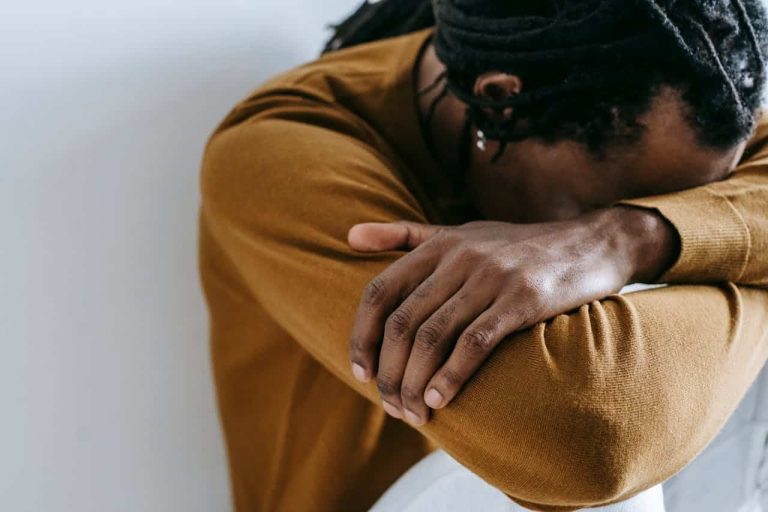 How to Protect Yourself From Someone With Bipolar Disorder